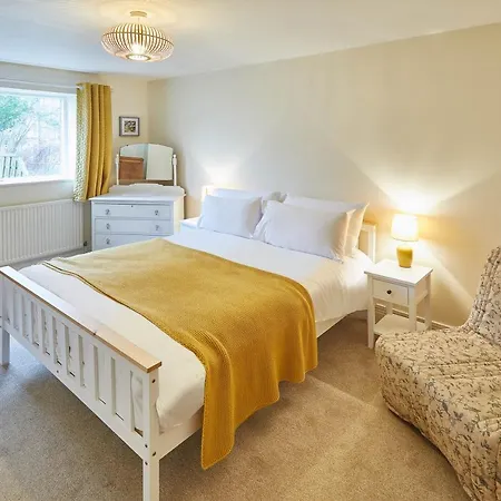 Host & - The Garden Flat Apartment Scarborough
