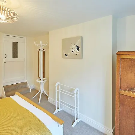 Apartment Host & - The Garden Flat