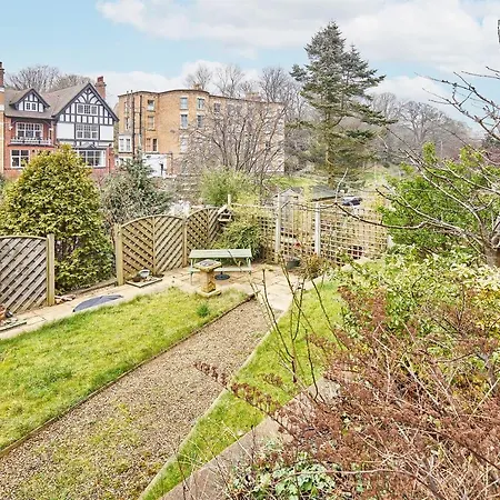 Host & - The Garden Flat * Scarborough